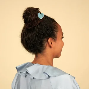 Petite pince à cheveux coeur bleu