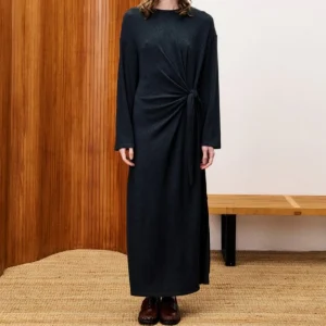 ROBE VALERIANE ANTHRACITE ET BORDEAUX